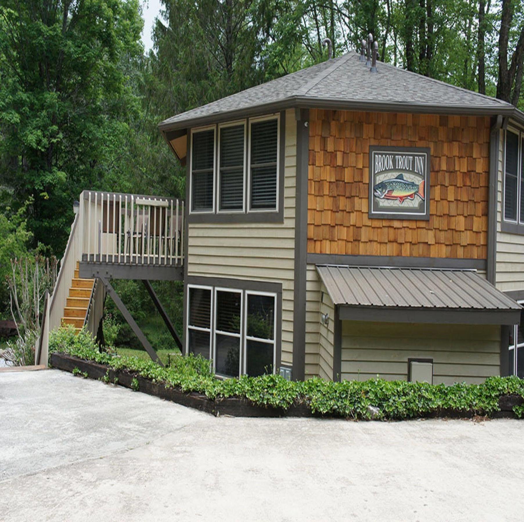Brook Trout Inn Sapphire 外观 照片