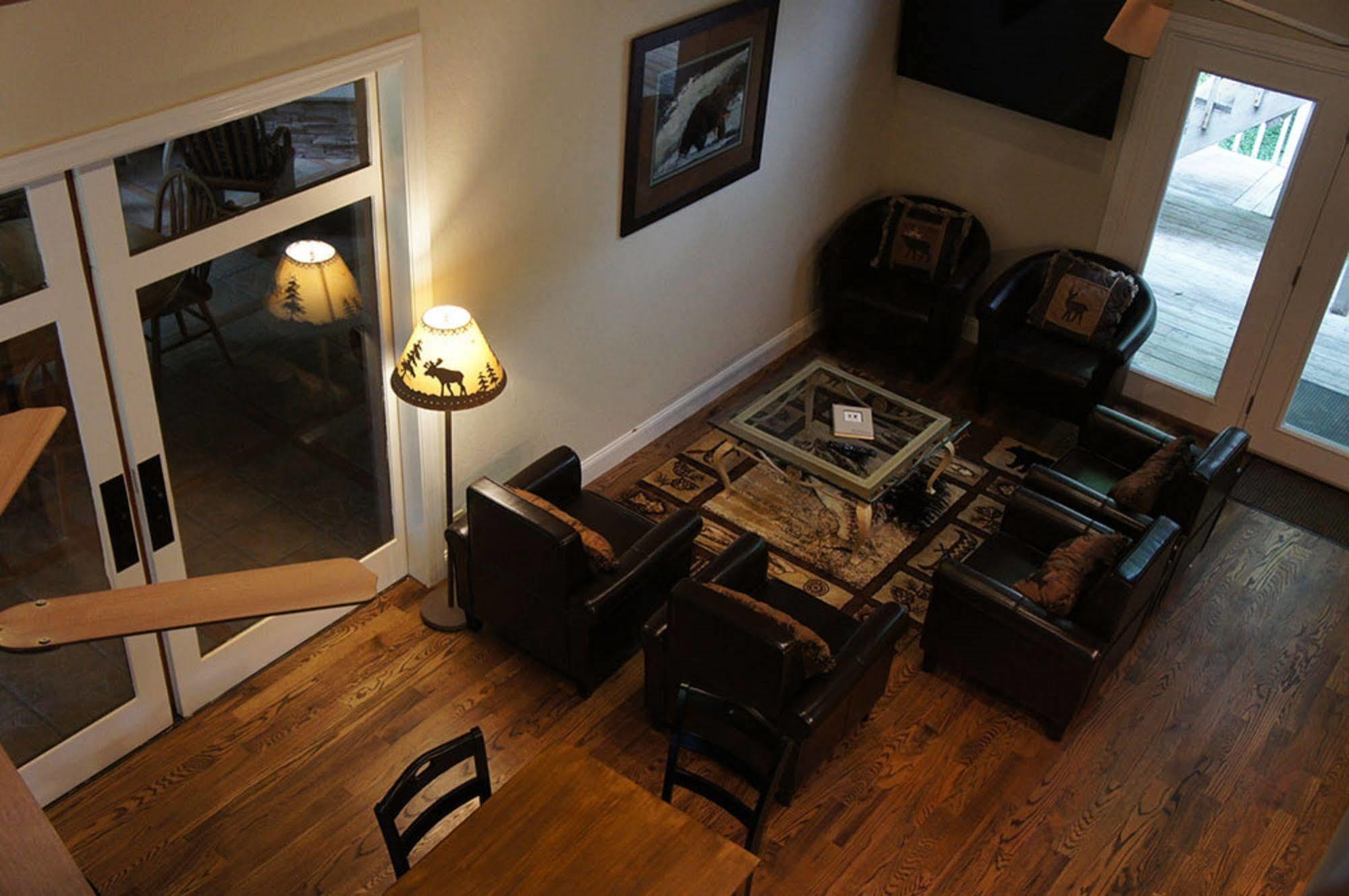 Brook Trout Inn Sapphire 外观 照片